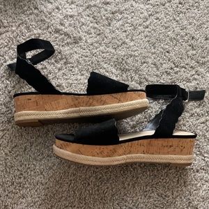 Marc Fisher | Platform sandals